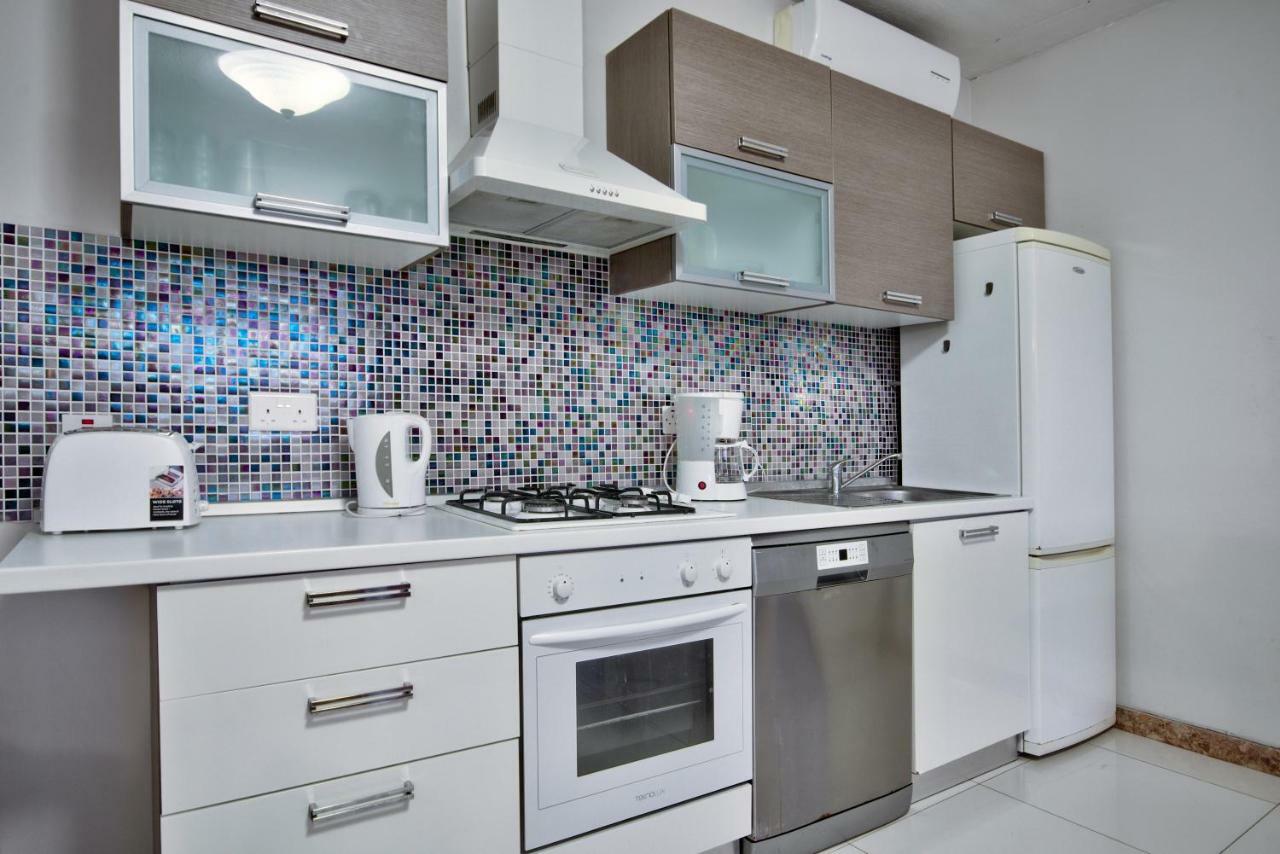 Spinola Court - Stunning Seaview Apartment & Penthouse On Spinola Bay By Shortletsmalta San Ġiljan Buitenkant foto