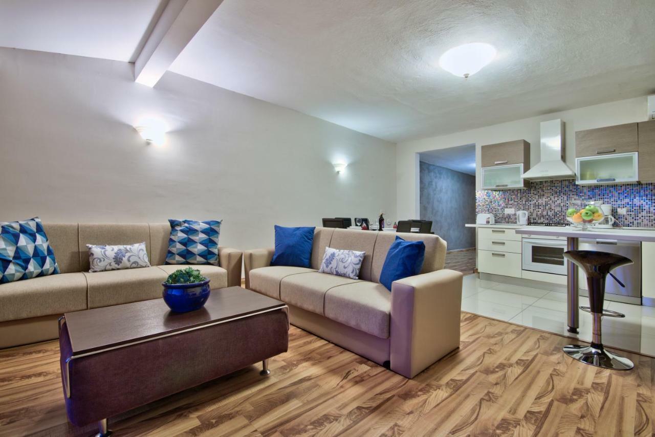 Spinola Court - Stunning Seaview Apartment & Penthouse On Spinola Bay By Shortletsmalta San Ġiljan Buitenkant foto