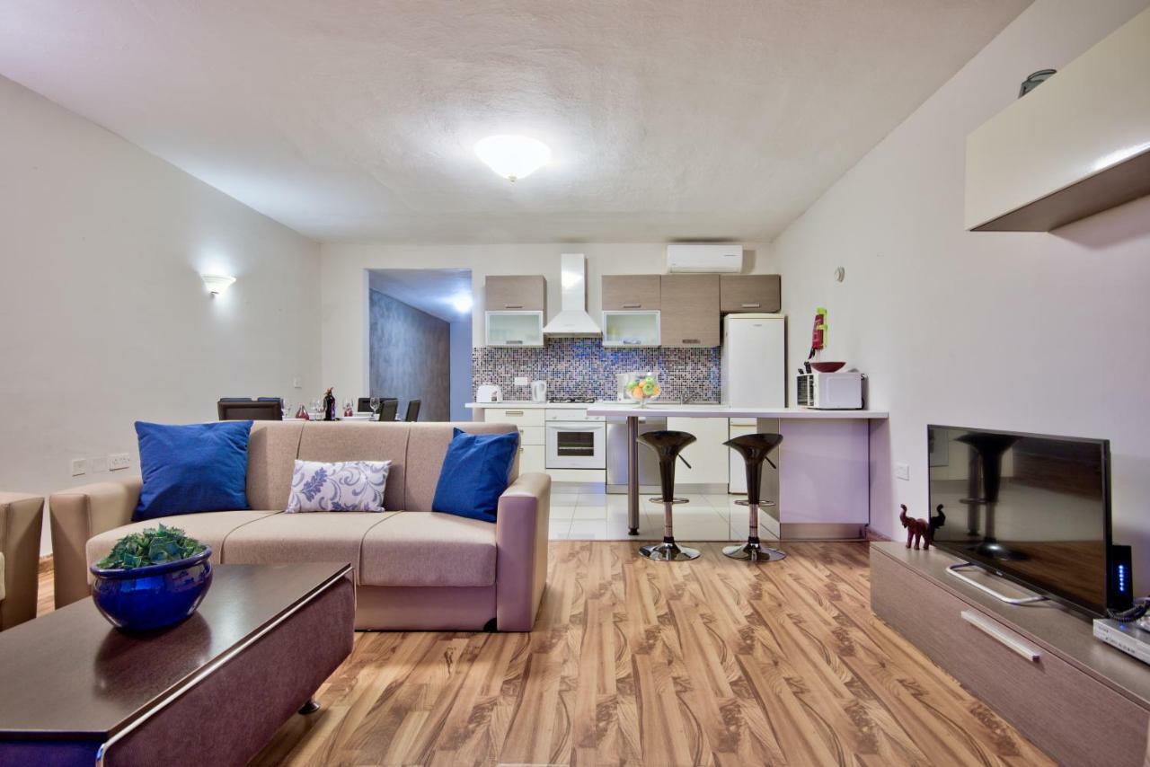 Spinola Court - Stunning Seaview Apartment & Penthouse On Spinola Bay By Shortletsmalta San Ġiljan Buitenkant foto