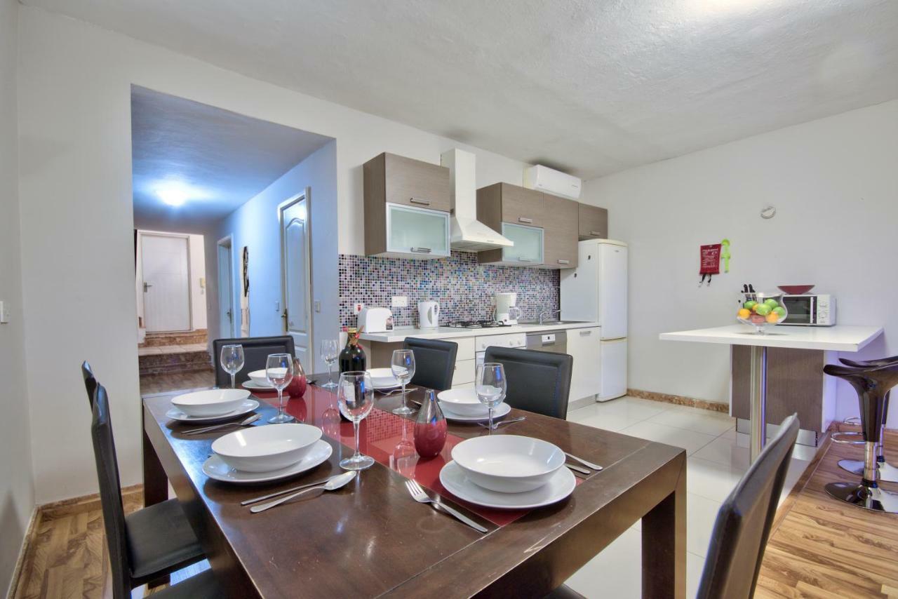 Spinola Court - Stunning Seaview Apartment & Penthouse On Spinola Bay By Shortletsmalta San Ġiljan Buitenkant foto